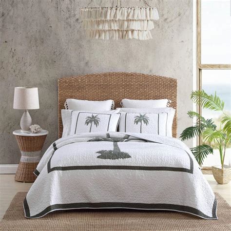 Lightweight and easy to layer, this fully reversible <b>quilt</b> will add a fresh, coastal feel to your bedroom d®cor. . Tommy bahama king quilt